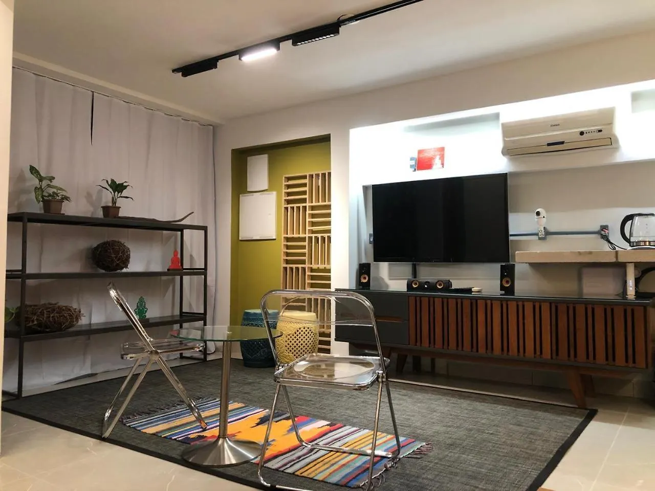 Aparthotel Quarto Equipado Centro Balneario Camboriu
